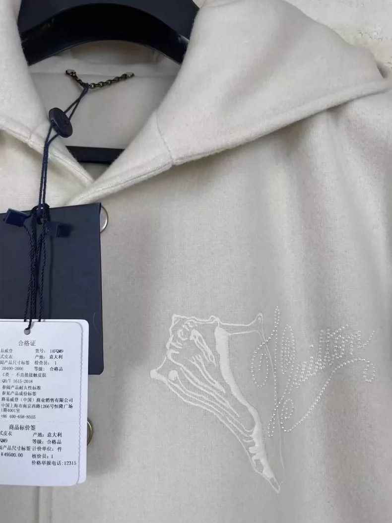 Louis Vuitton Louis Vuitton Latest Baseball Jacket with Tags-yf Size US XXL / EU 58 / 5 - 4 Thumbnail