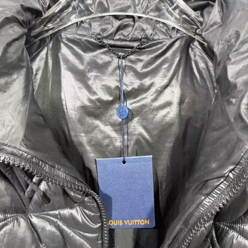 Louis Vuitton Louis Vuitton Black Quilted Down Jacket-yf Size US L / EU 52-54 / 3 - 2 Thumbnail