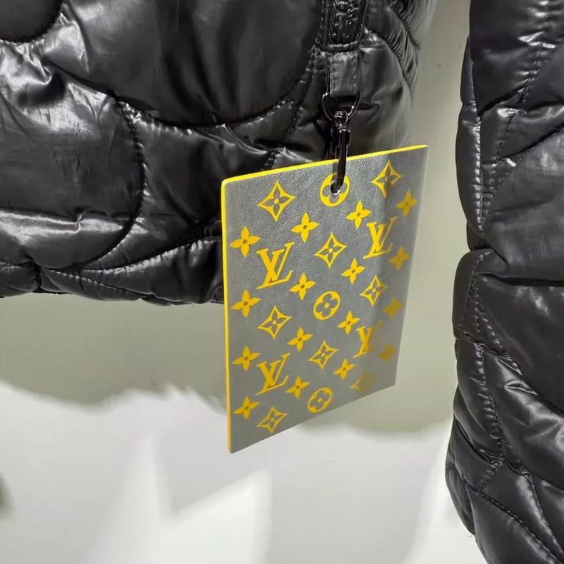 Louis Vuitton Louis Vuitton Black Quilted Down Jacket-yf Size US L / EU 52-54 / 3 - 4 Thumbnail