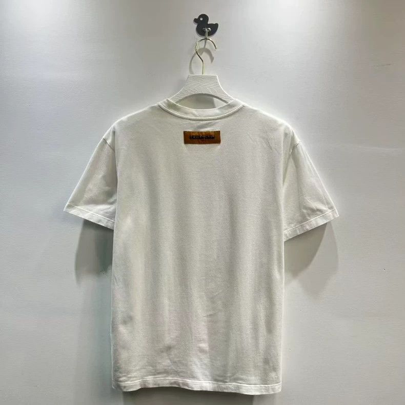 Louis Vuitton Louis Vuitton Limited Edition Dragon Logo Tee-yf Size US M / EU 48-50 / 2 - 2 Thumbnail