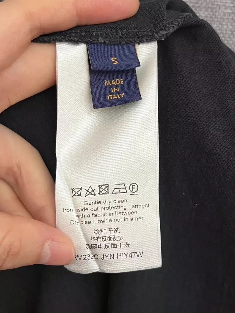 Louis Vuitton Louis Vuitton Short Sleeve T-Shirt Size S-yf Size US S / EU 44-46 / 1 - 4 Thumbnail