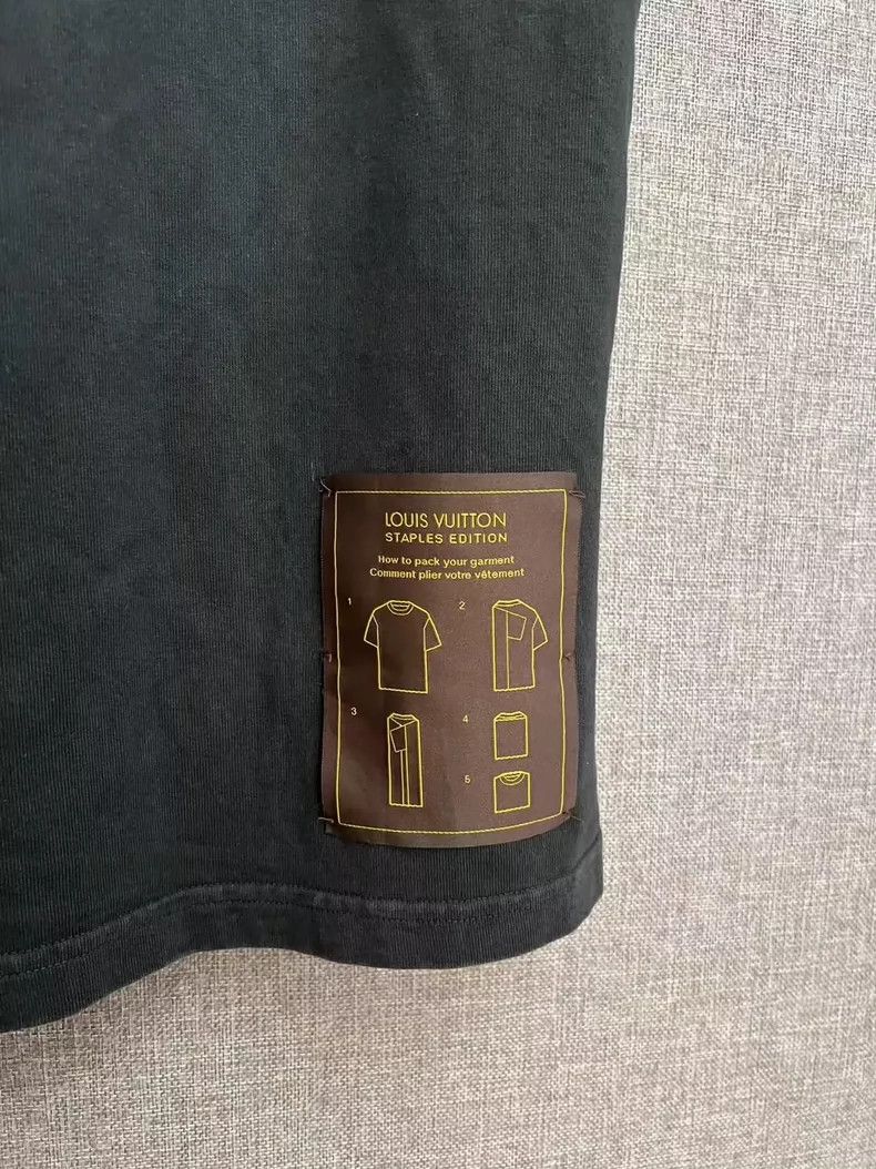 Louis Vuitton Louis Vuitton Short Sleeve T-Shirt Size S-yf Size US S / EU 44-46 / 1 - 3 Thumbnail