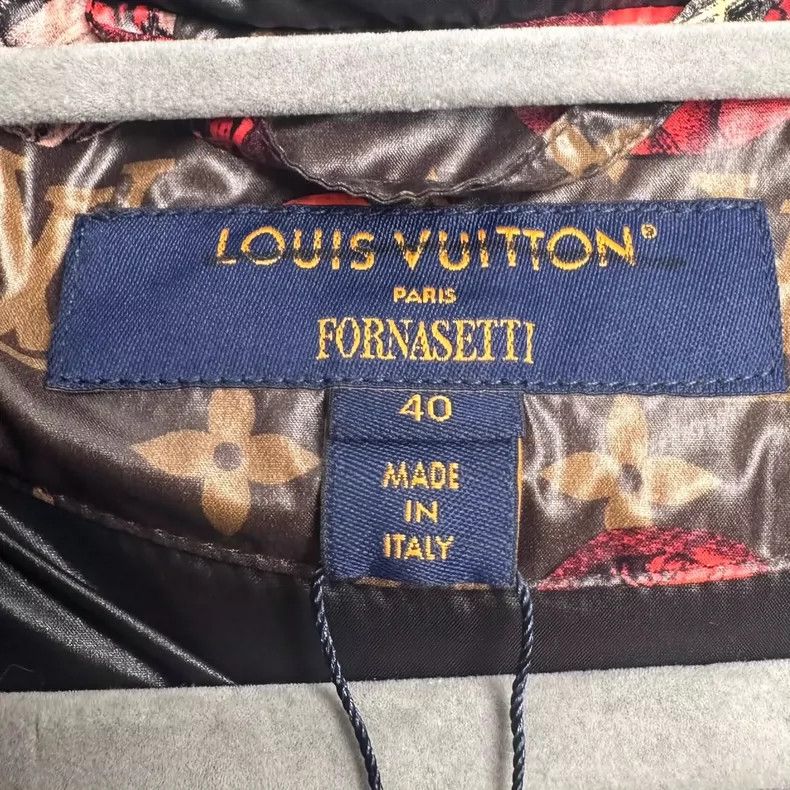 Louis Vuitton Louis Vuitton Stand Collar Down Jacket New-yf Size US M / EU 48-50 / 2 - 5 Thumbnail