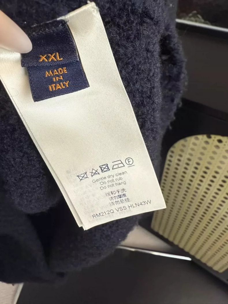Louis Vuitton Louis Vuitton Navy Blue Teddy Sweater-yf Size US XXL / EU 58 / 5 - 4 Thumbnail