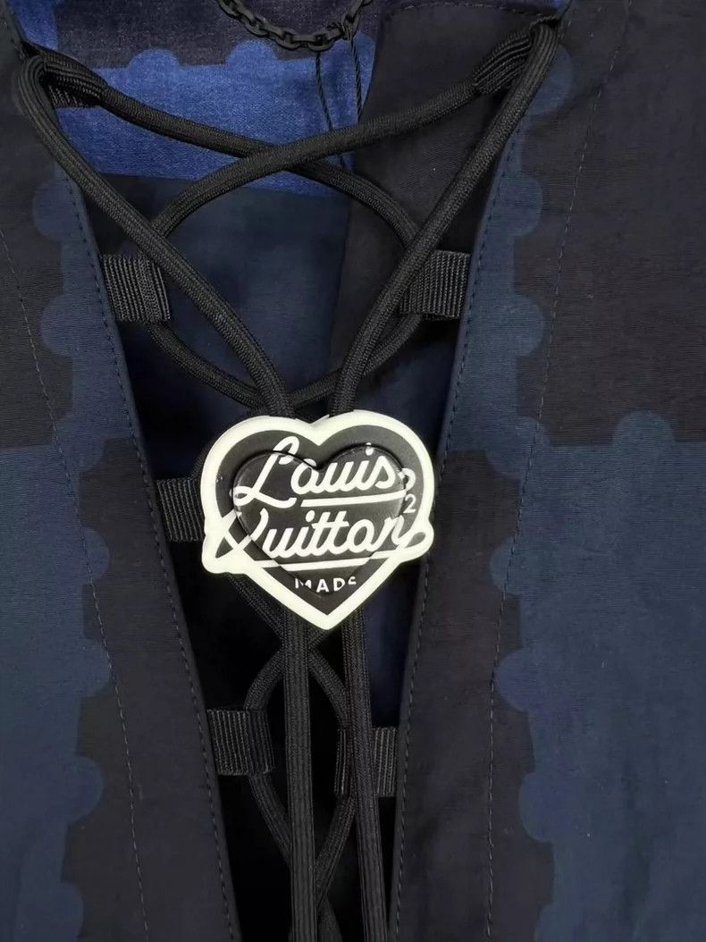 Louis Vuitton Louis Vuitton Nigo Chess Pattern Jacket-yf Size US L / EU 52-54 / 3 - 3 Thumbnail