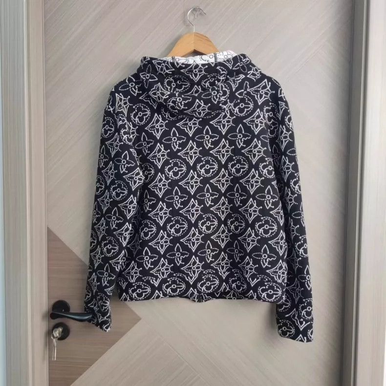 Louis Vuitton Full Print Zip Hooded Sweatshirt M Size-yf Size US M / EU 48-50 / 2 - 2 Thumbnail