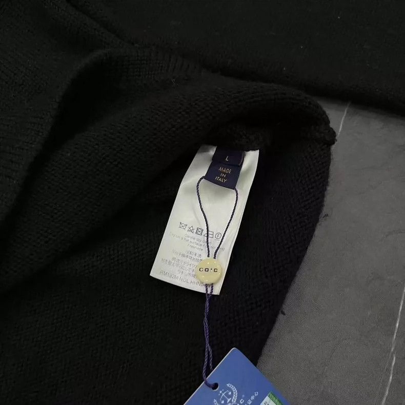 Louis Vuitton Louis Vuitton Black Knit Sweater Size L-yf Size US L / EU 52-54 / 3 - 3 Thumbnail