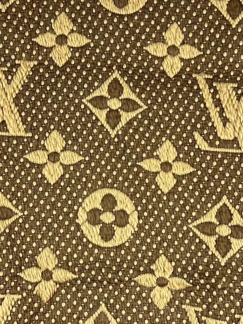 Louis Vuitton Louis Vuitton Caramel Wool Scarf Brand New-yf Size ONE SIZE - 3 Thumbnail