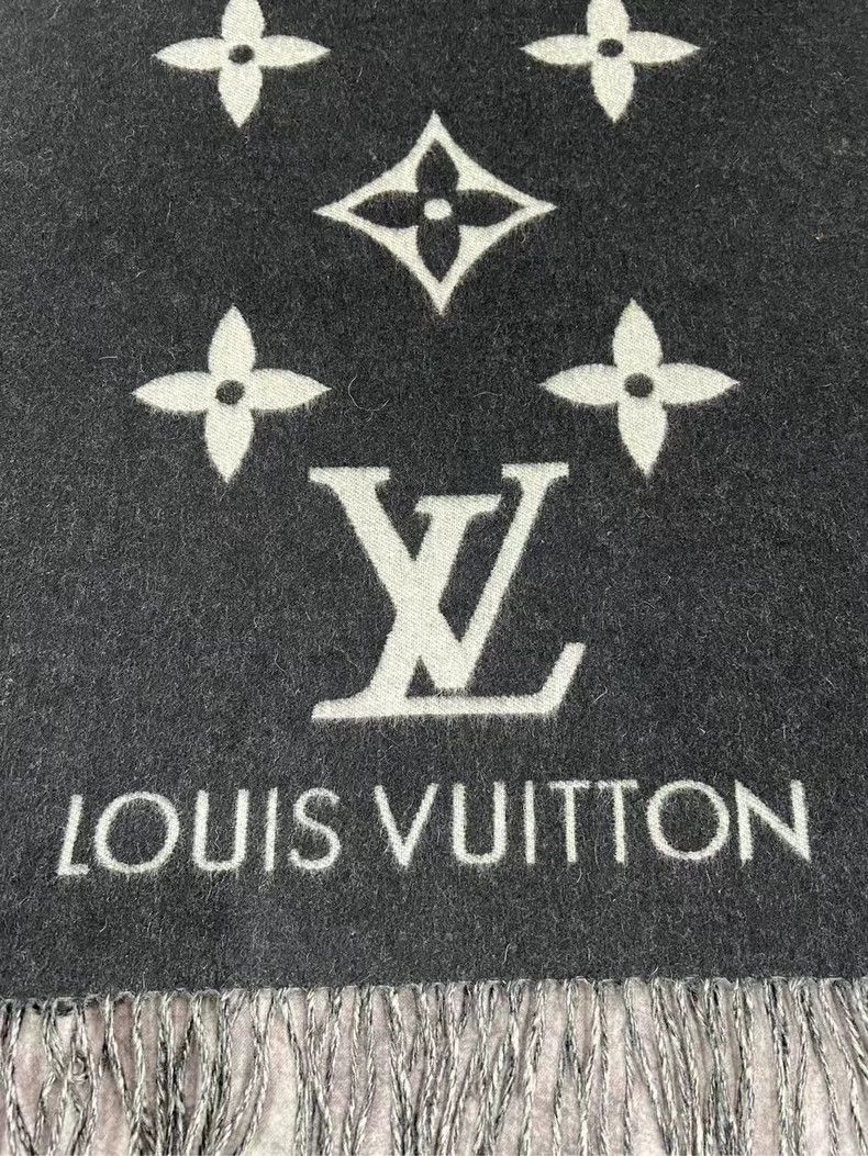 Louis Vuitton Louis Vuitton Black and Silver Scarf-yf Size ONE SIZE - 2 Thumbnail