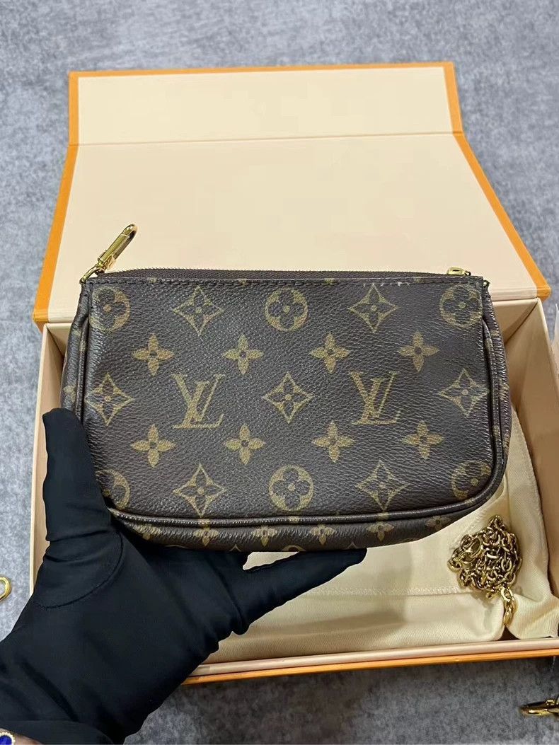 Louis Vuitton Louis Vuitton Green Five-in-One Bag-yf Size ONE SIZE - 8 Thumbnail