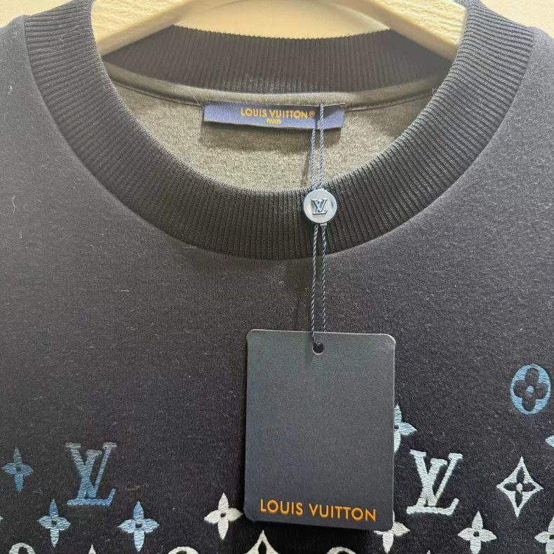 Louis Vuitton LV Louis Vuitton Navy Blue Embroidered Sweatshirt-yf Size US XXL / EU 58 / 5 - 2 Thumbnail