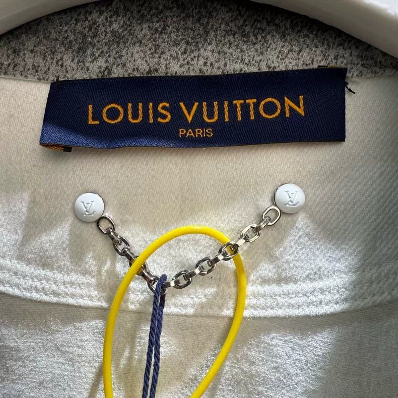 Louis Vuitton LV Louis Vuitton Gradient Denim Jacket 4XL-yf Size US XXL / EU 58 / 5 - 2 Thumbnail