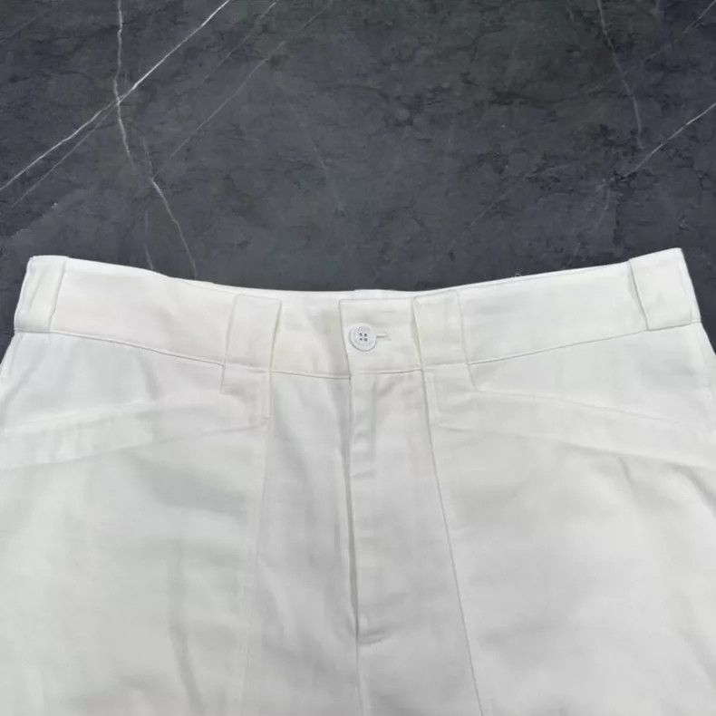 Louis Vuitton Louis Vuitton White Cargo Shorts Size 42-yf Size US 42 / EU 58 - 5 Thumbnail