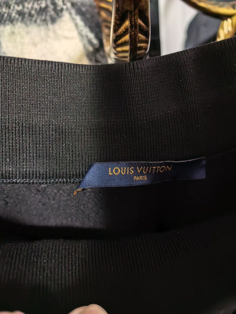 Louis Vuitton LV Louis Vuitton Logo Sweatpants Size L-yf Size US 40 / EU 56 - 4 Thumbnail