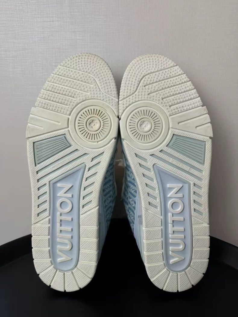 Louis Vuitton Louis Vuitton Blue and White Trainer Sneakers-yf Size US 8.5 / EU 41-42 - 6 Thumbnail