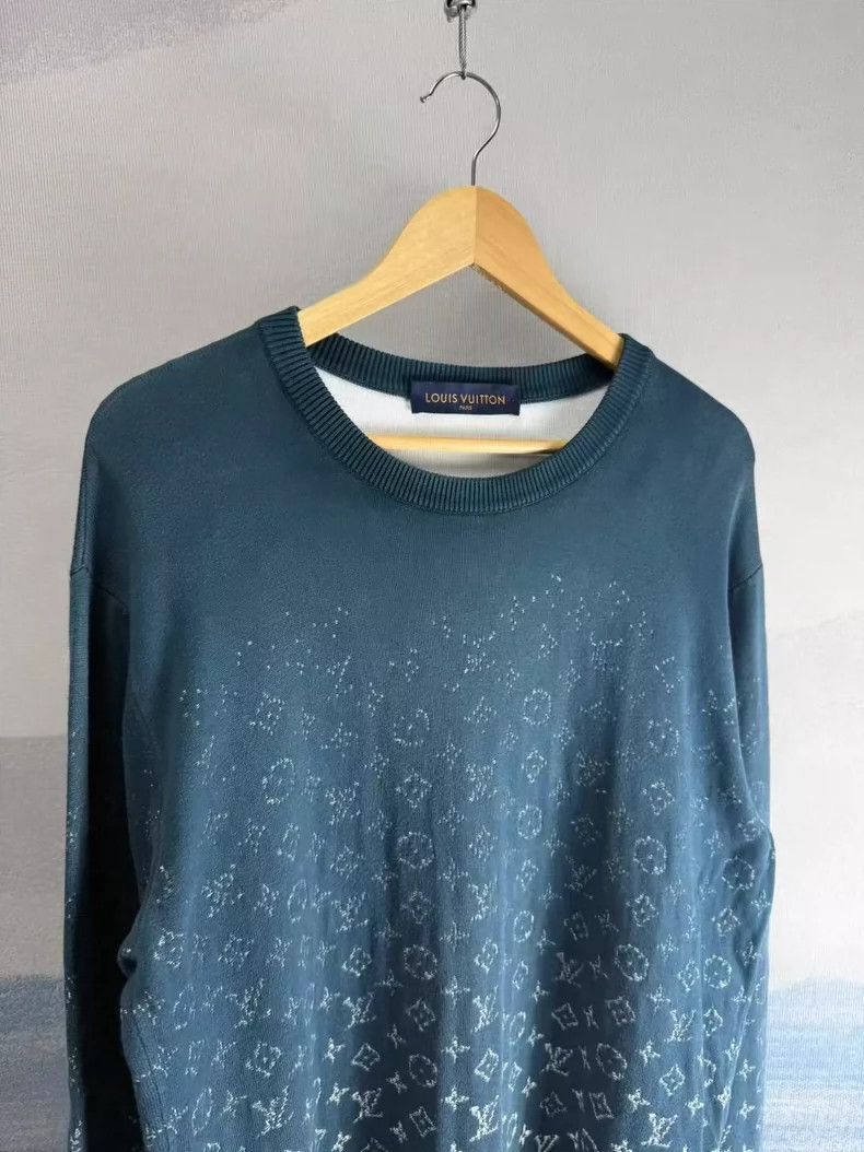 Louis Vuitton Louis Vuitton Blue Gradient Knit Sweater-yf Size US L / EU 52-54 / 3 - 2 Thumbnail
