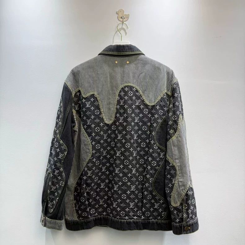 Louis Vuitton Louis Vuitton Nigo Embroidered Denim Jacket-yf Size US L / EU 52-54 / 3 - 2 Thumbnail