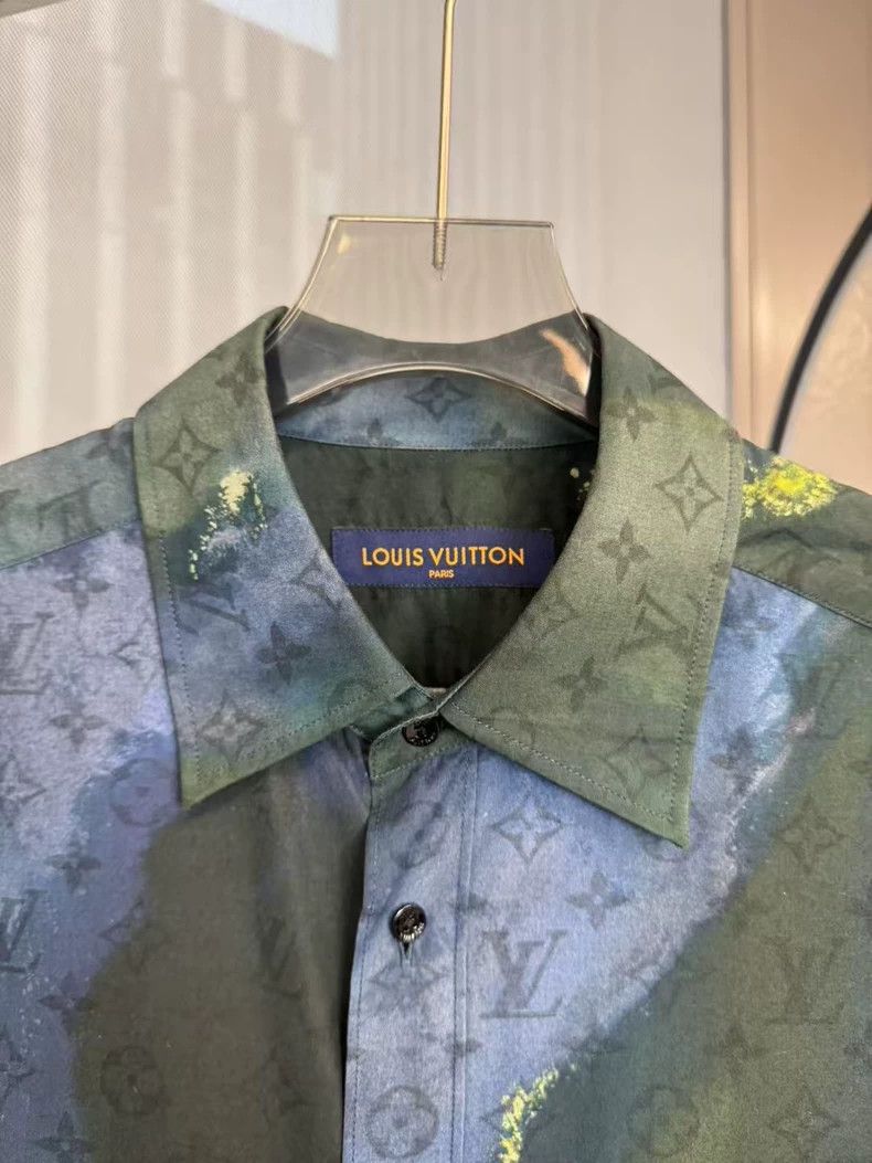 Louis Vuitton Louis Vuitton Colorful Tie-Dye Shirt-yf Size US L / EU 52-54 / 3 - 3 Thumbnail