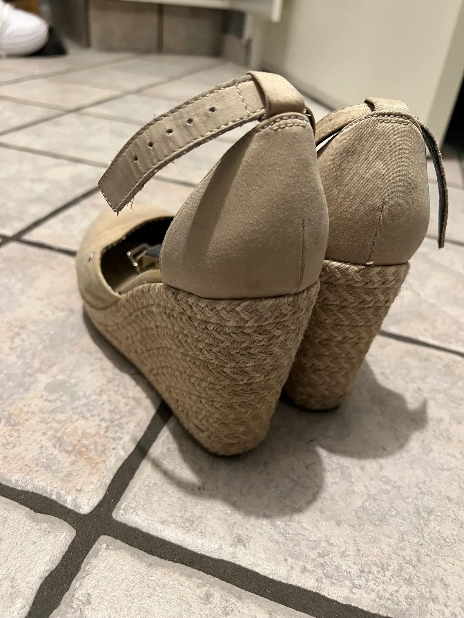 Tommy Hilfiger Tommy Hilfiger Heels Size US 9 / IT 39 - 3 Thumbnail