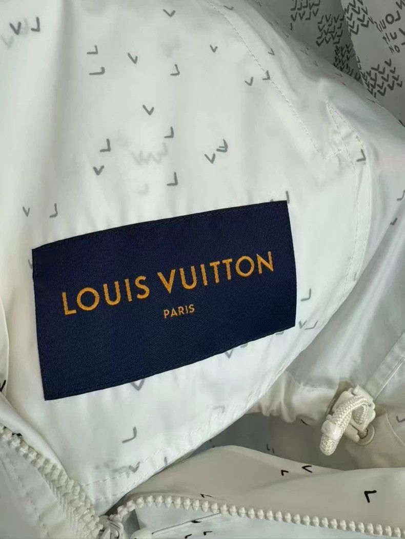 Louis Vuitton Louis Vuitton Gradient Hooded Jacket-yf Size US L / EU 52-54 / 3 - 3 Thumbnail
