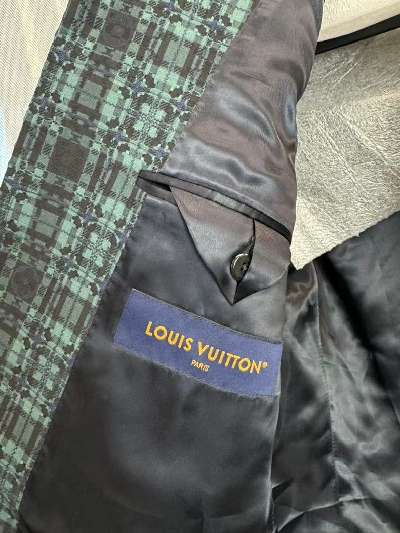 Louis Vuitton Louis Vuitton Green Plaid Jacket with Logo-yf Size US L / EU 52-54 / 3 - 4 Thumbnail