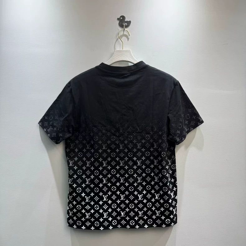 Louis Vuitton LV Louis Vuitton Black and White T-Shirt-yf Size US L / EU 52-54 / 3 - 4 Thumbnail