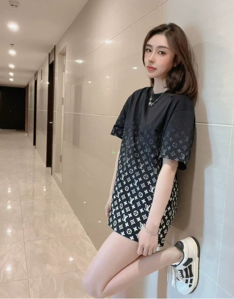 Louis Vuitton LV Louis Vuitton Black and White T-Shirt-yf Size US L / EU 52-54 / 3 - 7 Thumbnail