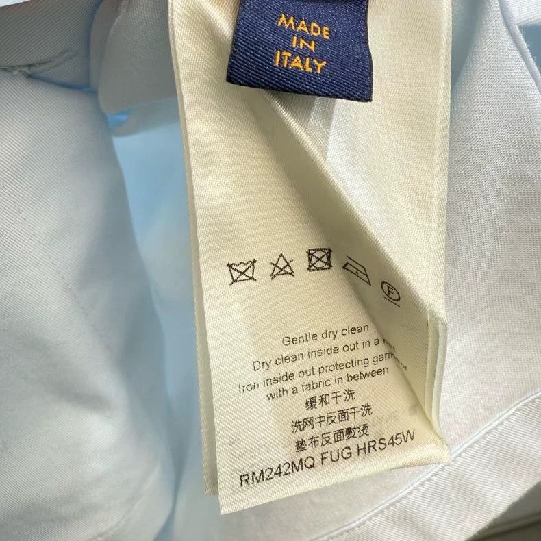 Louis Vuitton Louis Vuitton Logo Short Sleeve Shirt-yf Size US XS / EU 42 / 0 - 4 Thumbnail