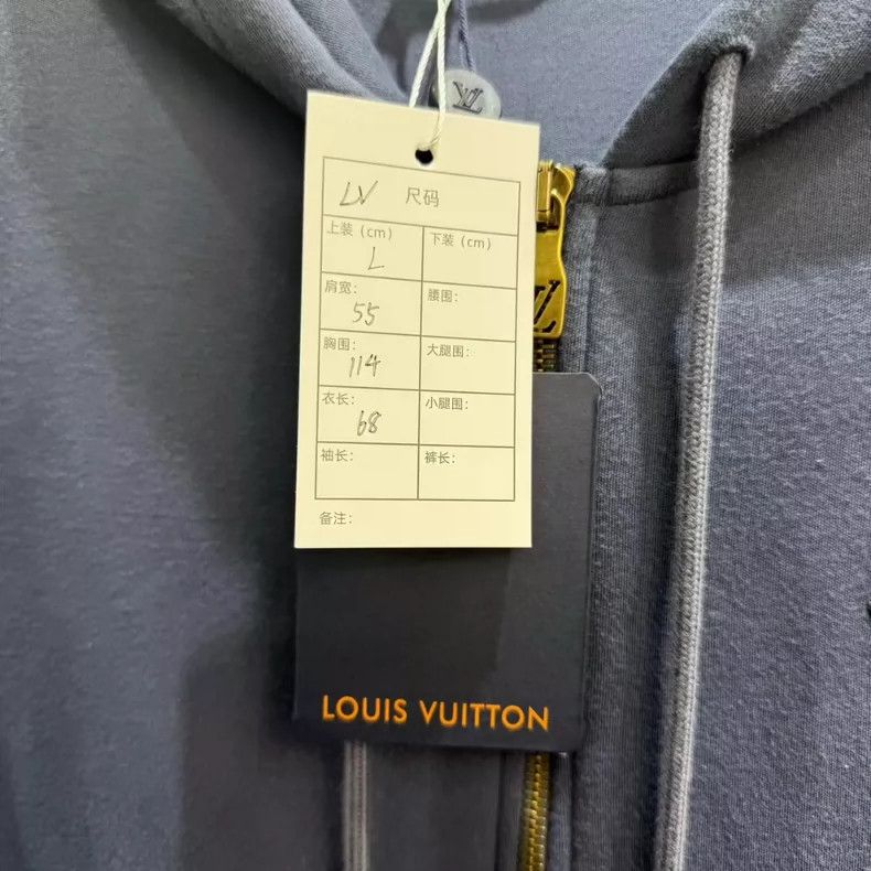 Louis Vuitton Louis Vuitton Hooded Zip Jacket with Logo-yf Size US L / EU 52-54 / 3 - 4 Thumbnail