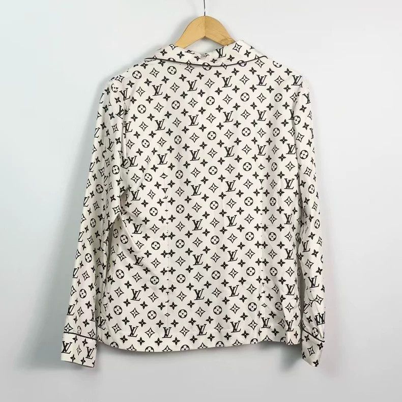 Louis Vuitton White Logo Silk Shirt by Louis Vuitton-yf Size US M / EU 48-50 / 2 - 2 Thumbnail