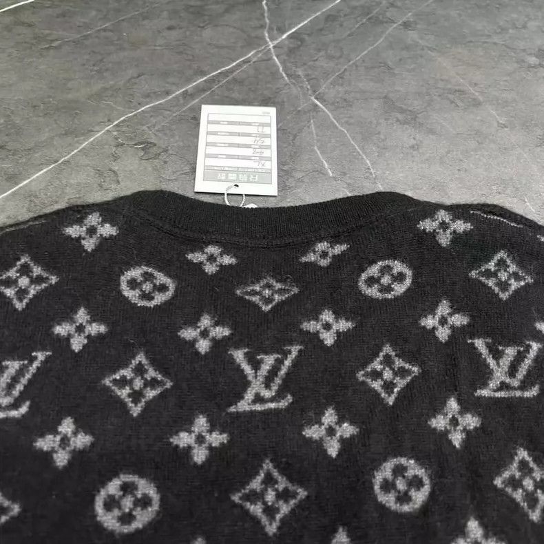 Louis Vuitton Louis Vuitton Logo Knit Cashmere Sweater-yf Size US XL / EU 56 / 4 - 5 Thumbnail