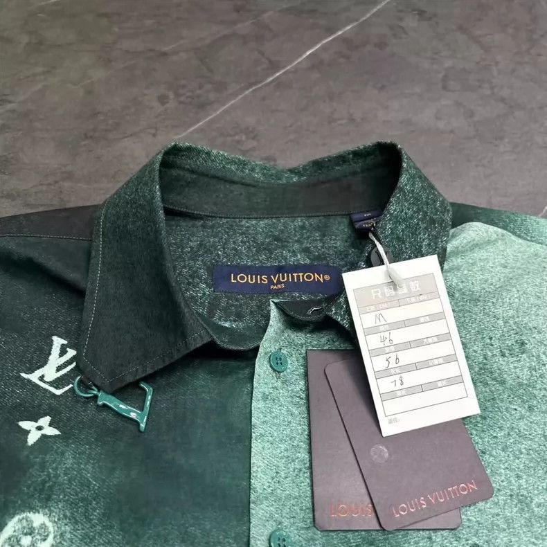 Louis Vuitton Louis Vuitton Long Sleeve Shirt with Ink Blot-yf Size US M / EU 48-50 / 2 - 5 Thumbnail