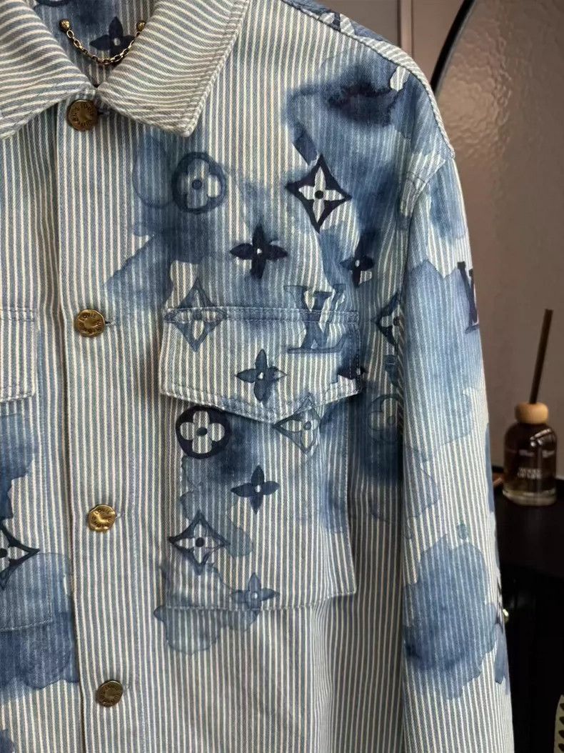 Louis Vuitton Louis Vuitton Watercolor Striped Denim Shirt-yf Size US M / EU 48-50 / 2 - 3 Thumbnail