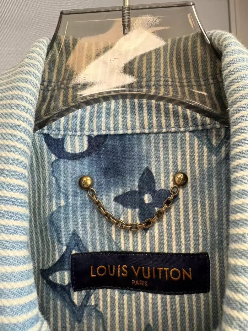 Louis Vuitton Louis Vuitton Watercolor Striped Denim Shirt-yf Size US M / EU 48-50 / 2 - 4 Thumbnail