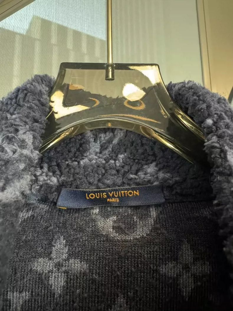 Louis Vuitton Louis Vuitton Deep Blue Teddy Zip Jacket-yf Size US M / EU 48-50 / 2 - 3 Thumbnail