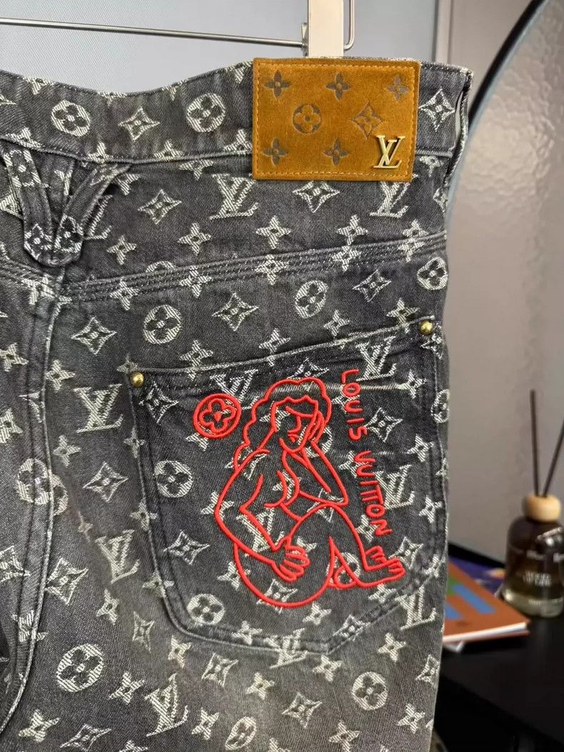 Louis Vuitton Louis Vuitton Full Logo Embroidered Jeans-yf Size US 33 - 3 Thumbnail