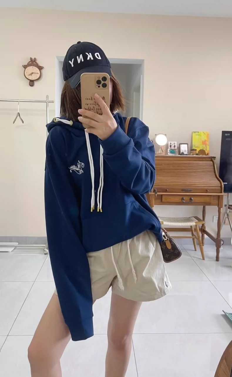 Louis Vuitton Louis Vuitton Navy Blue Long Sleeve Hoodie-yf Size US L / EU 52-54 / 3 - 6 Thumbnail