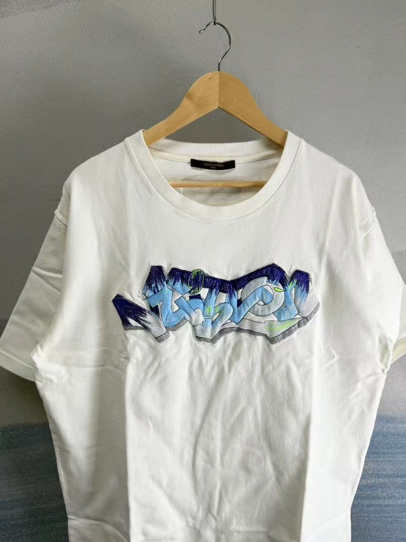 Louis Vuitton Louis Vuitton White Blue Graffiti Short Sleeve T-shirt-yf Size US XXL / EU 58 / 5 - 2 Thumbnail