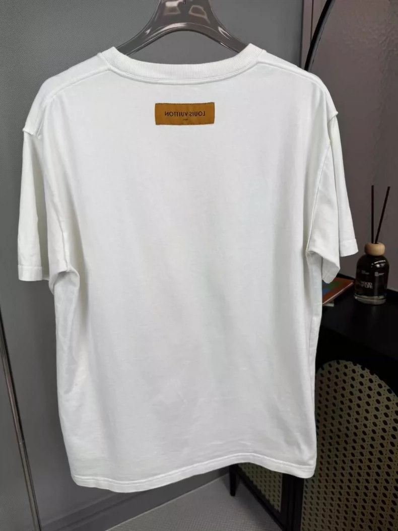 Louis Vuitton Louis Vuitton White Graffiti Embroidered T-Shirt-yf Size US L / EU 52-54 / 3 - 2 Thumbnail