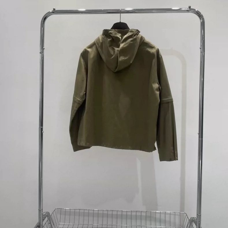 Louis Vuitton Louis Vuitton Khaki Water-Resistant Jacket-yf Size US L / EU 52-54 / 3 - 3 Thumbnail