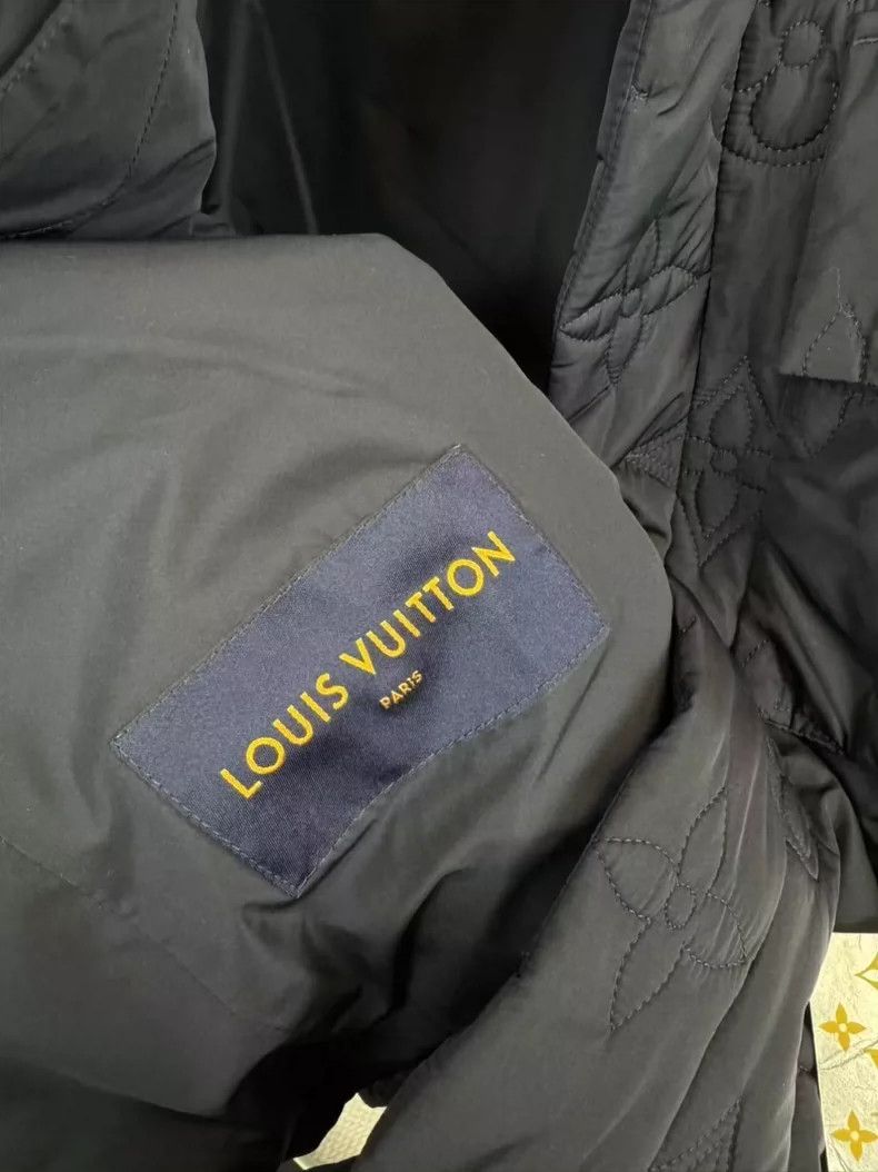 Louis Vuitton Louis Vuitton Black Puffer Jacket with Tags-yf Size US L / EU 52-54 / 3 - 6 Thumbnail