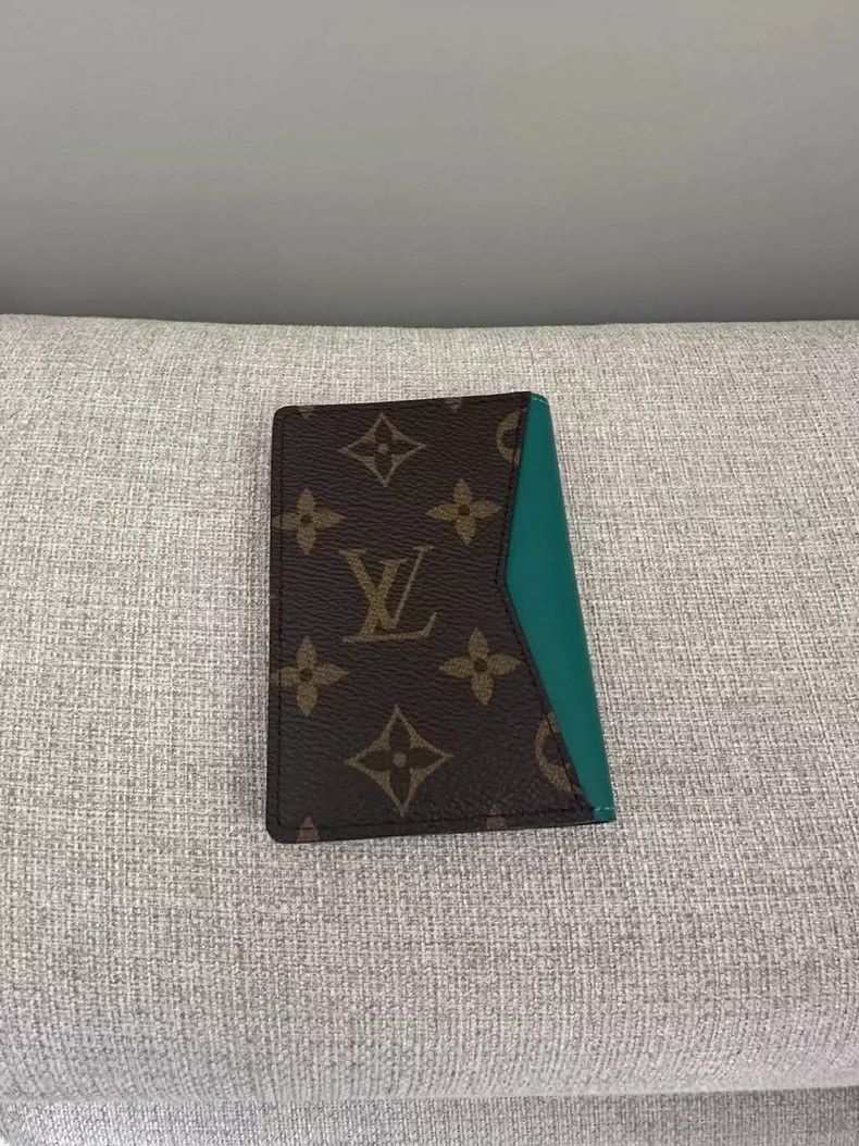 Louis Vuitton LV Monogram Card Holder with Green Accent-yf Size ONE SIZE - 2 Thumbnail