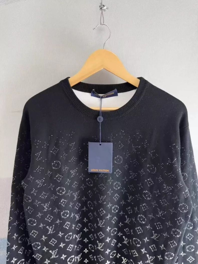 Louis Vuitton Louis Vuitton Black and White Gradient Knit Sweater-yf Size US S / EU 44-46 / 1 - 2 Thumbnail