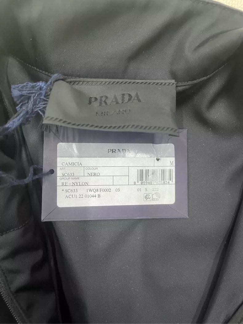 Prada Prada Metal Triangle Logo Long Sleeve Jacket-yf Size US M / EU 48-50 / 2 - 3 Thumbnail