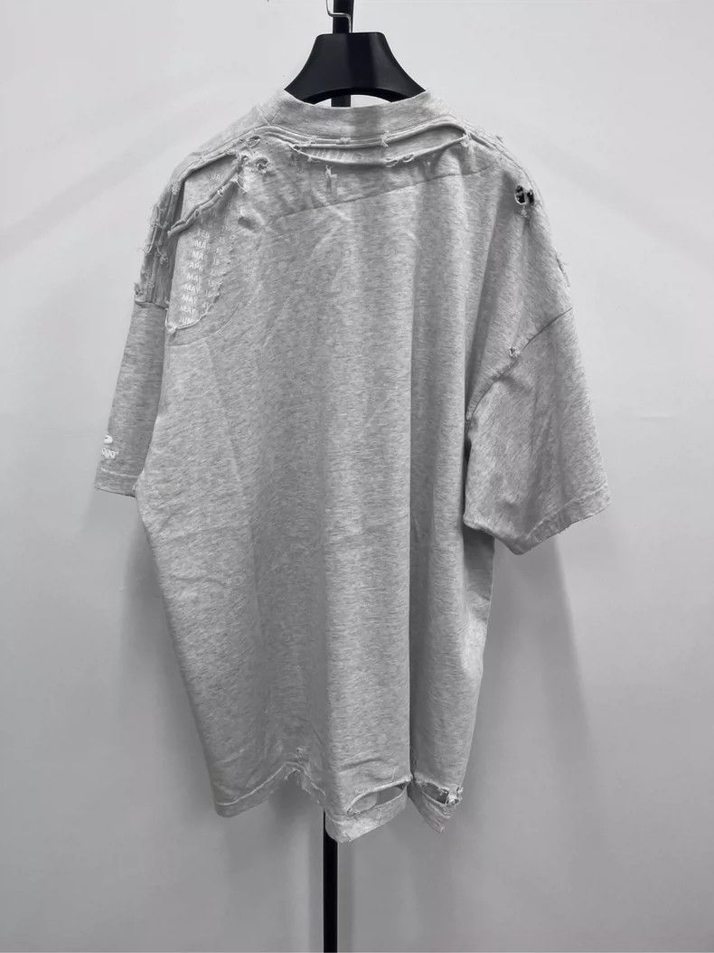 Balenciaga Balenciaga Ripped Short Sleeve T-Shirt-yf Size US S / EU 44-46 / 1 - 2 Thumbnail
