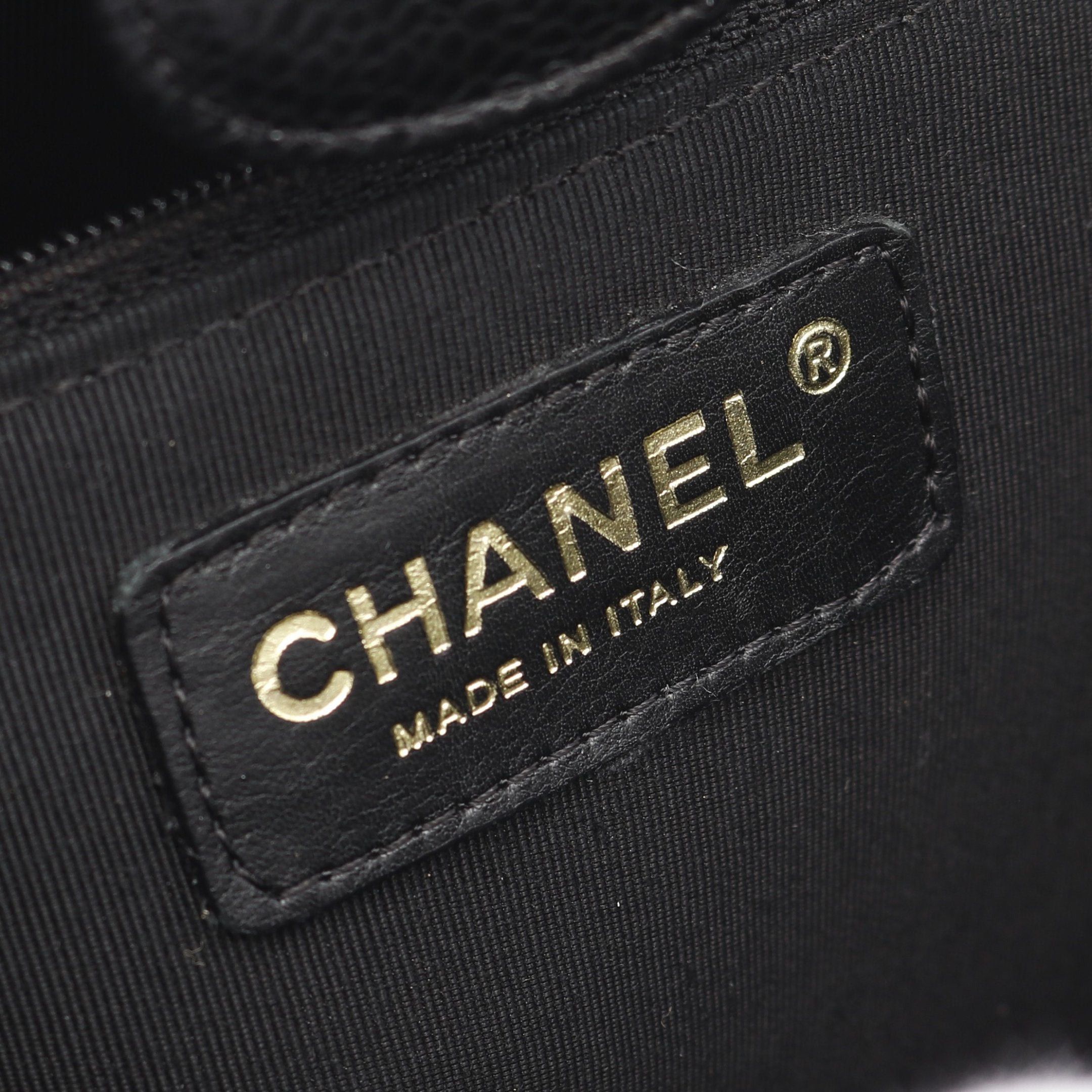 Chanel Chanel Matelasse Pst Chain Shoulder Bag Tote Caviar Skin Black Gold Hardware Size ONE SIZE - 4 Thumbnail