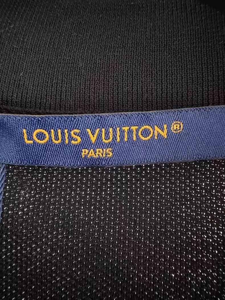 Louis Vuitton Louis Vuitton Neon Logo Polo Shirt XL-yf Size US XL / EU 56 / 4 - 5 Thumbnail
