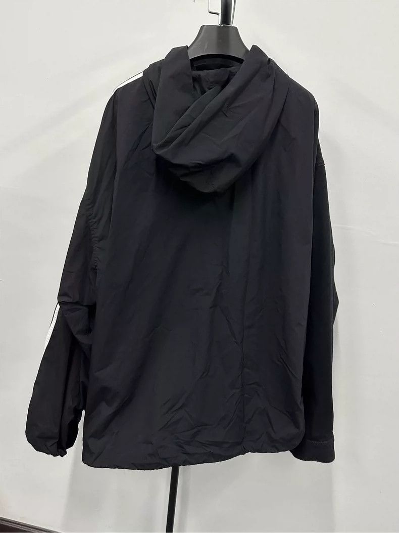 Balenciaga Balenciaga adidas Collaboration Windbreaker Jacket-yf Size US S / EU 44-46 / 1 - 2 Thumbnail