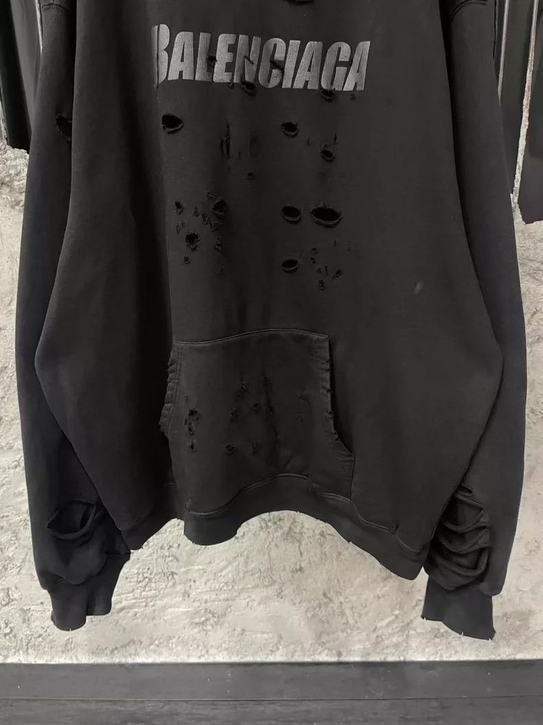 Balenciaga Balenciaga Black Distressed Hoodie Sweatshirt-yf Size US S / EU 44-46 / 1 - 4 Thumbnail