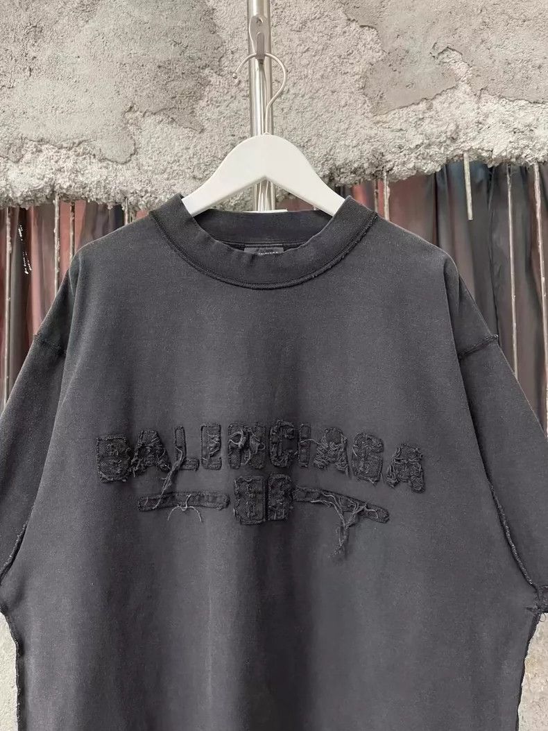 Balenciaga Balenciaga Black Gray Distressed Short Sleeve Top-yf Size US XS / EU 42 / 0 - 3 Thumbnail